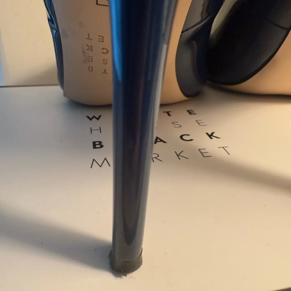 White House Black Market Blue Patent Leather Heels - Picture 14 of 16